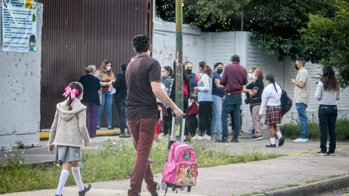 Regreso a clases de niños en Jalisco